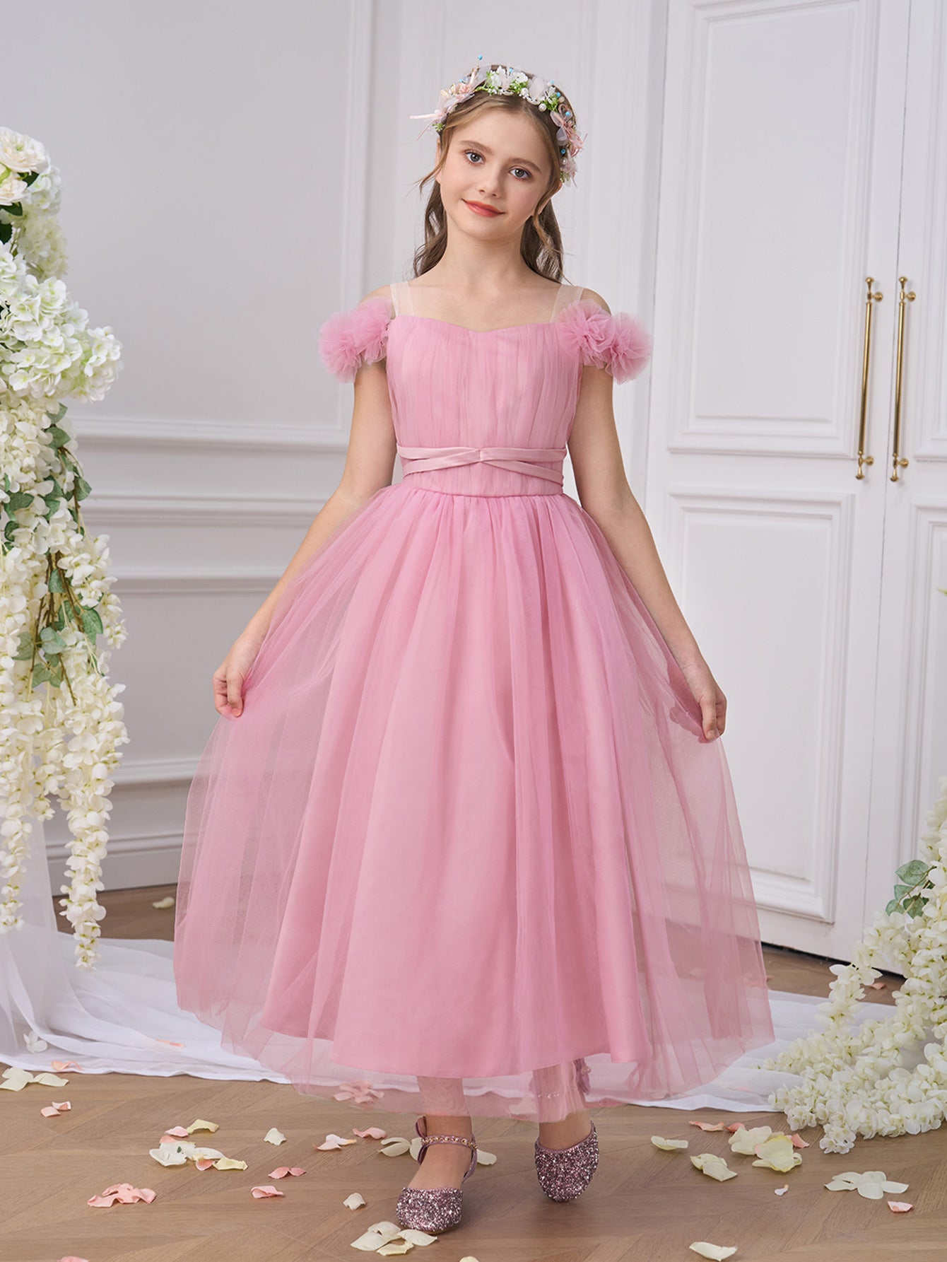 High Quality Satin Flower Graduation Girl Dress -Shoulderless with Pattern Decoration and Bow for Teen