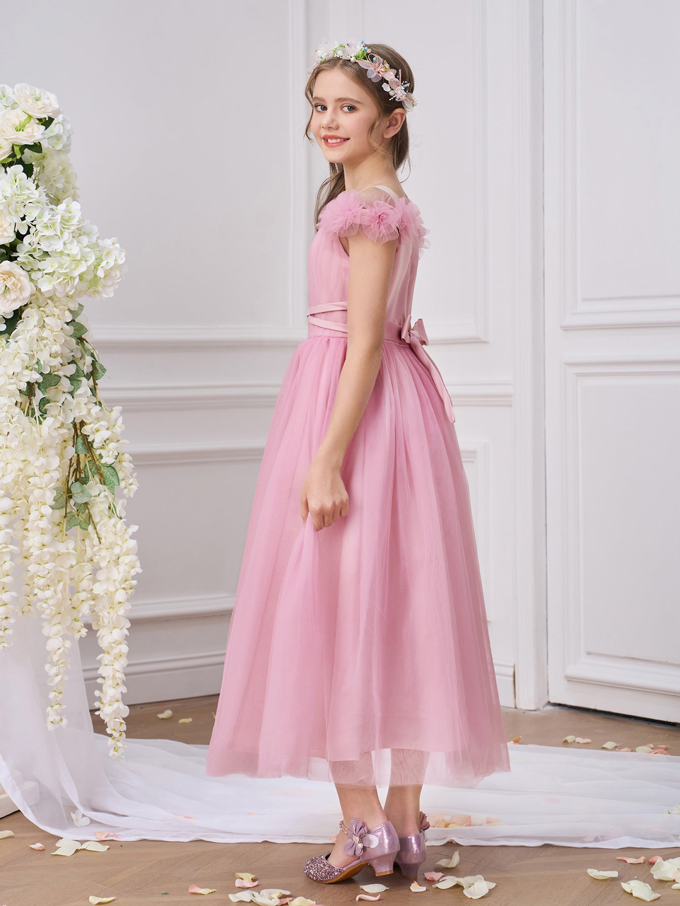 High Quality Satin Flower Graduation Girl Dress -Shoulderless with Pattern Decoration and Bow for Teen