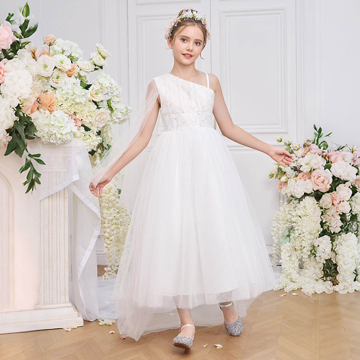 One-Shoulder Lolita Style Ball Gown Wedding Dress with Bow Decoration for Teens Girls Parties