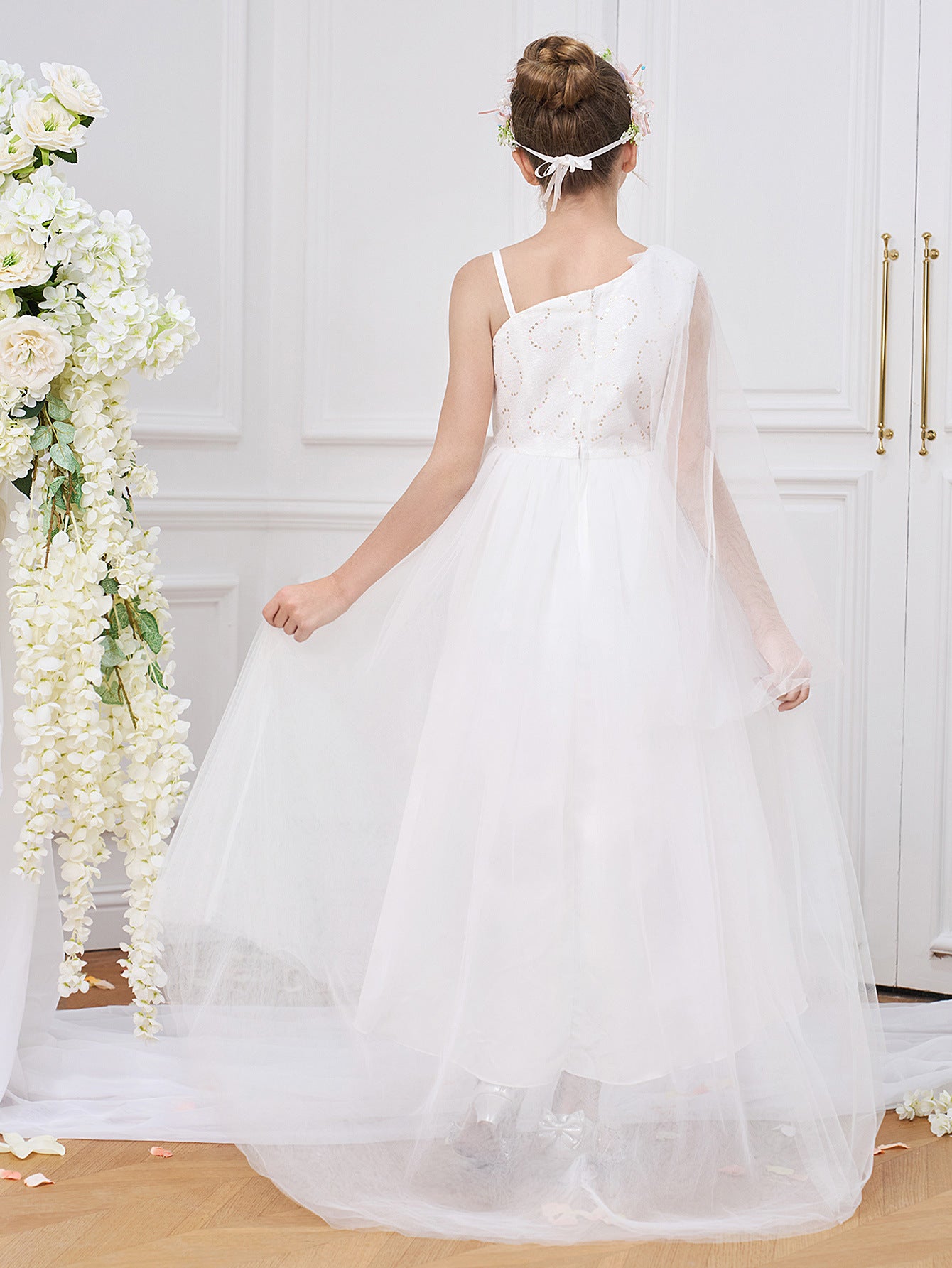 One-Shoulder Lolita Style Ball Gown Wedding Dress with Bow Decoration for Teens Girls Parties